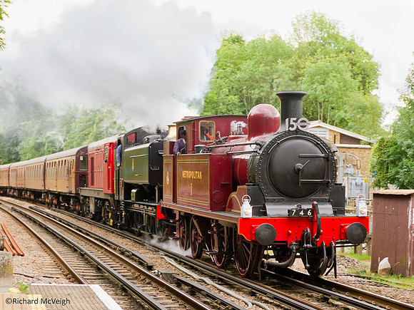 Met No 1 & Pannier tank 9466